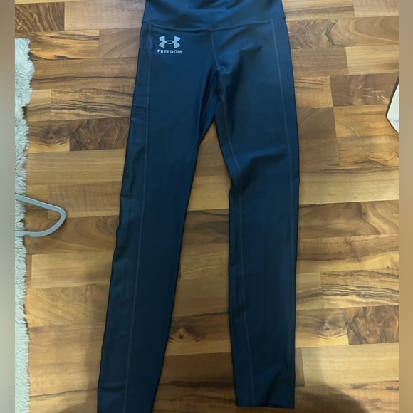 Freedom under armour leggings, never worn - Picture 2 of 3